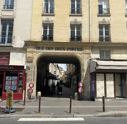 Apartment Coeur De Notre Dame - 3 Pieces Versailles